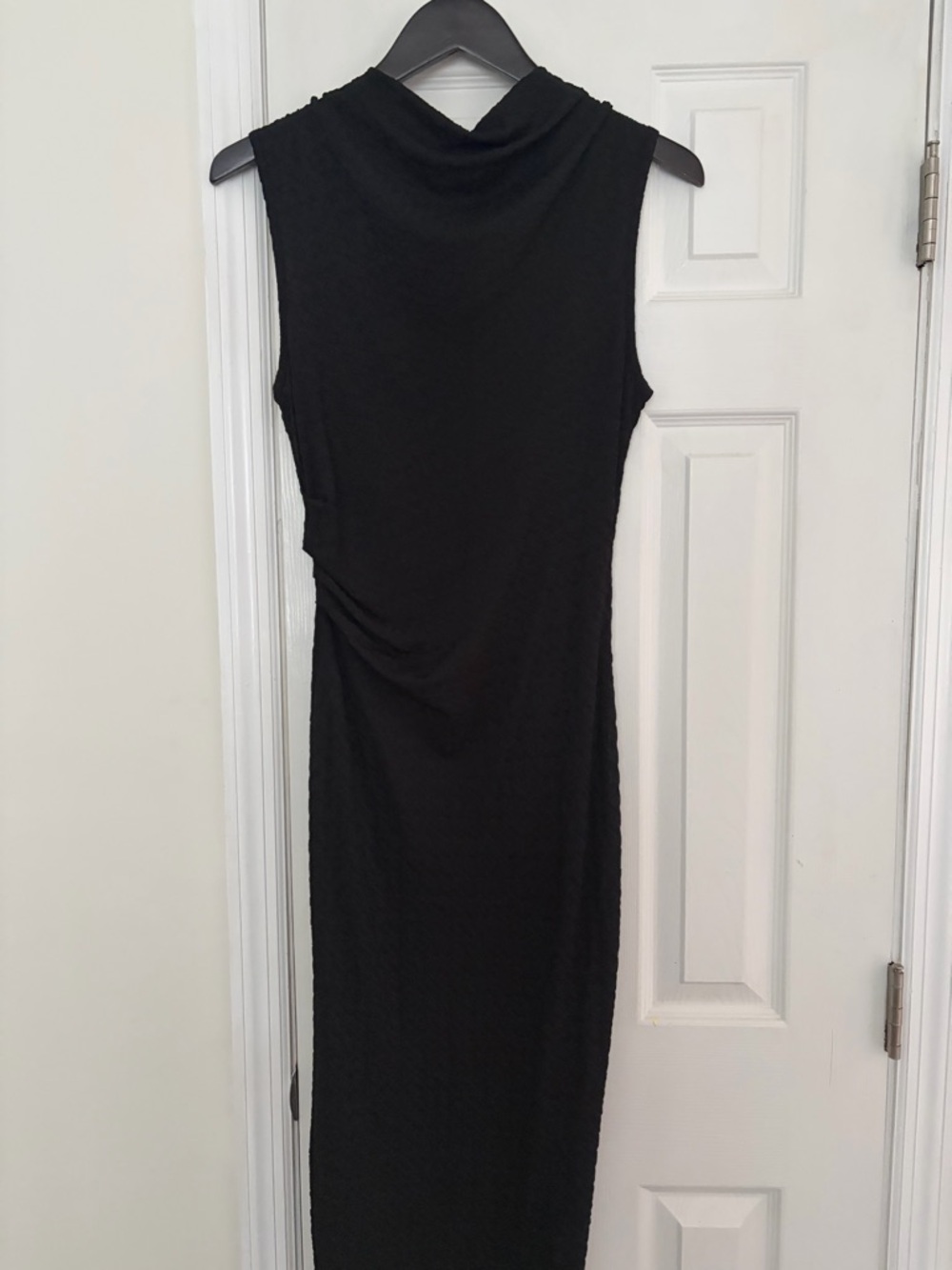 Astr Sleek Black Sleeveless Maxi Dress